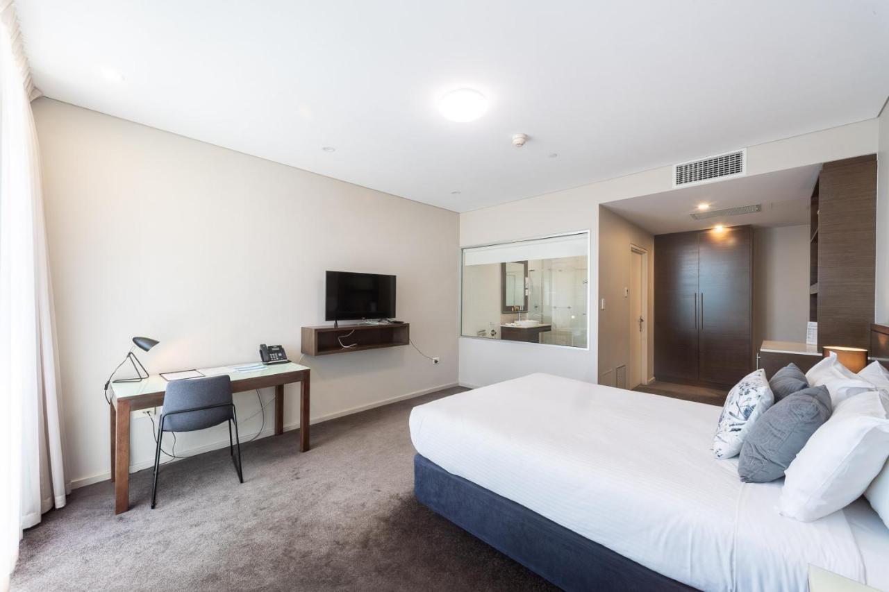 Sfera'S Park Suites & Convention Centre Аделаида Экстерьер фото