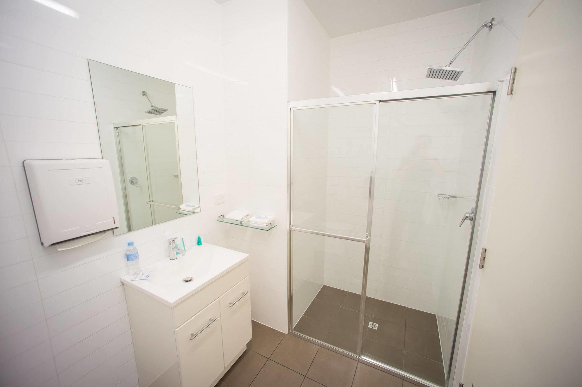 Sfera'S Park Suites & Convention Centre Аделаида Экстерьер фото